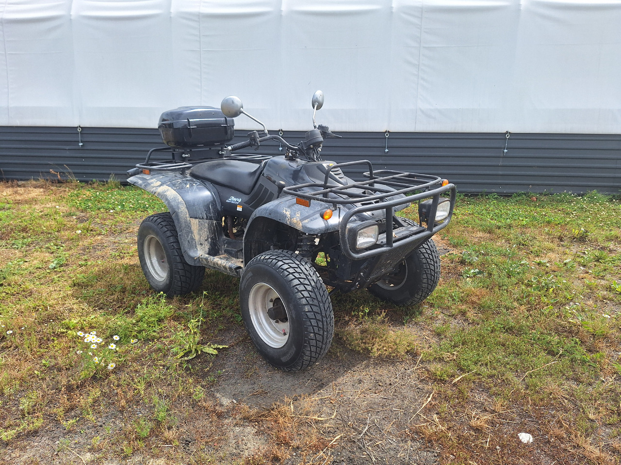 Linhai  - Lengvasis automobilis: foto 4 Linhai  - Lengvasis automobilis: foto 4