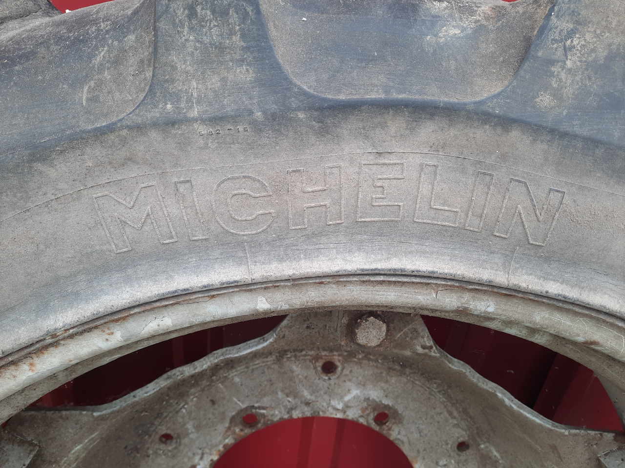 MICHELIN BIB X 9.5 R32 - Ratas - Žemės ūkio technika: foto 4 MICHELIN BIB X 9.5 R32 - Ratas - Žemės ūkio technika: foto 4