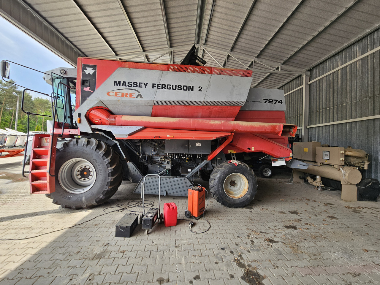 Massey Ferguson Cerea - Derliaus nuėmimo kombainas: foto 3 Massey Ferguson Cerea - Derliaus nuėmimo kombainas: foto 3