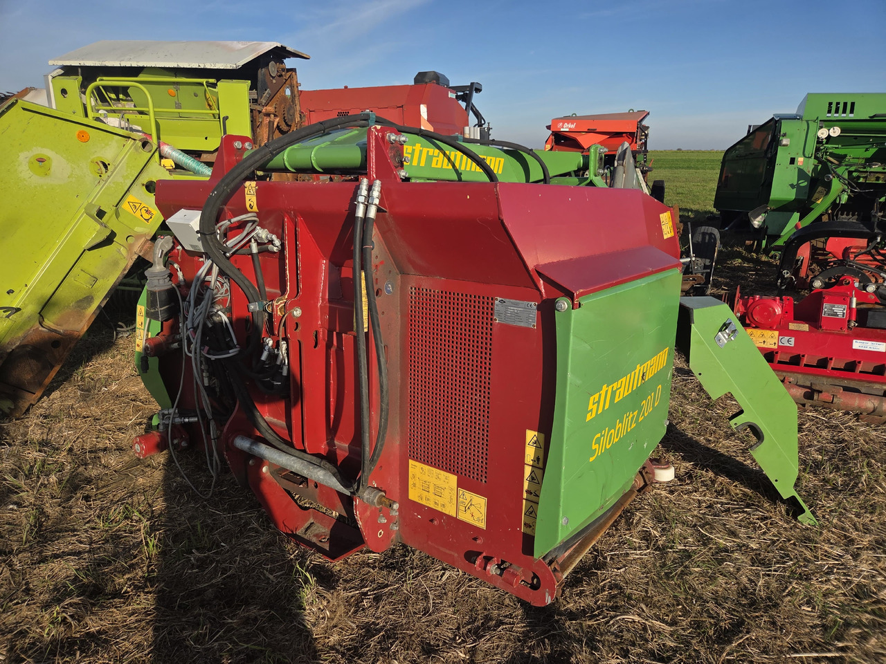 STRAUTMANN Siloblitz 201 D - Pašarų kombainas: foto 2 STRAUTMANN Siloblitz 201 D - Pašarų kombainas: foto 2