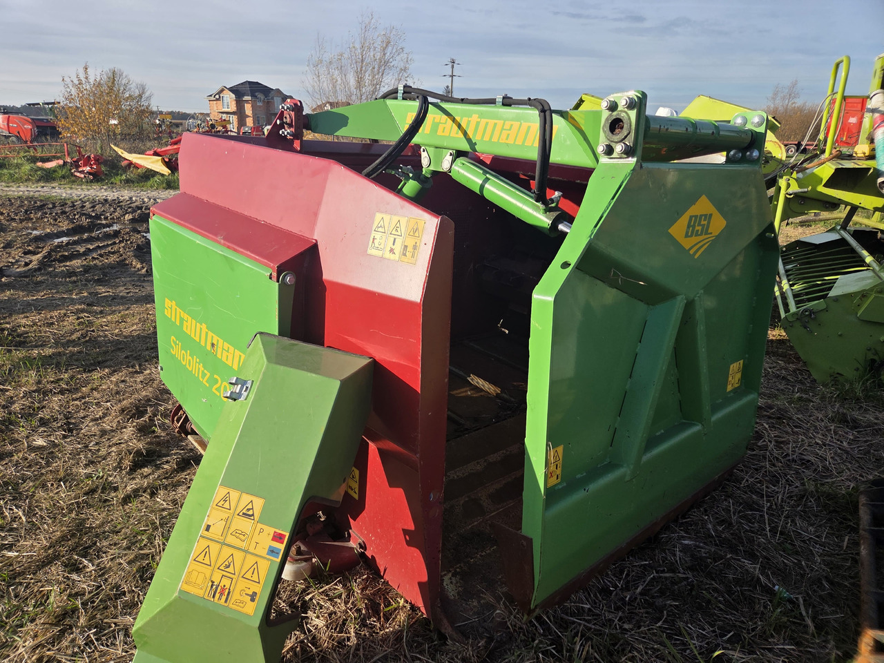 STRAUTMANN Siloblitz 201 D - Pašarų kombainas: foto 1 STRAUTMANN Siloblitz 201 D - Pašarų kombainas: foto 1