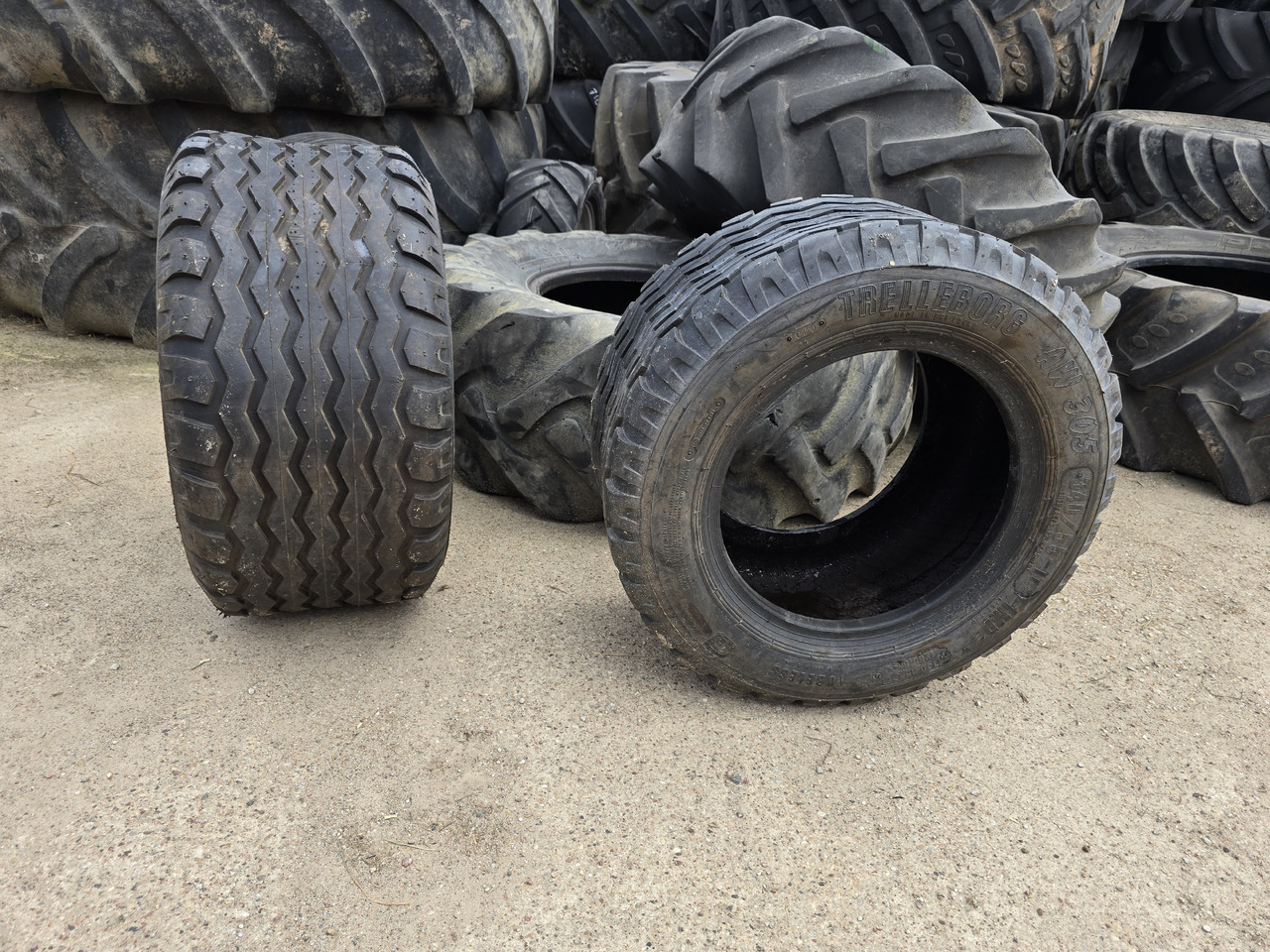 TRELLEBORG 340/55-16 - Padanga - Statybinė technika: foto 1 TRELLEBORG 340/55-16 - Padanga - Statybinė technika: foto 1