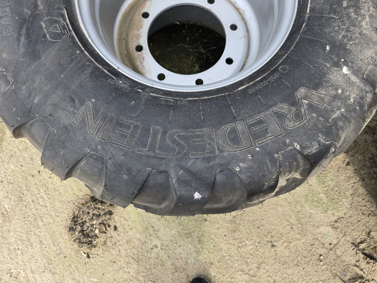 VREDESTEIN 520/50 R17 IMP - Ratas - Žemės ūkio technika: foto 5 VREDESTEIN 520/50 R17 IMP - Ratas - Žemės ūkio technika: foto 5