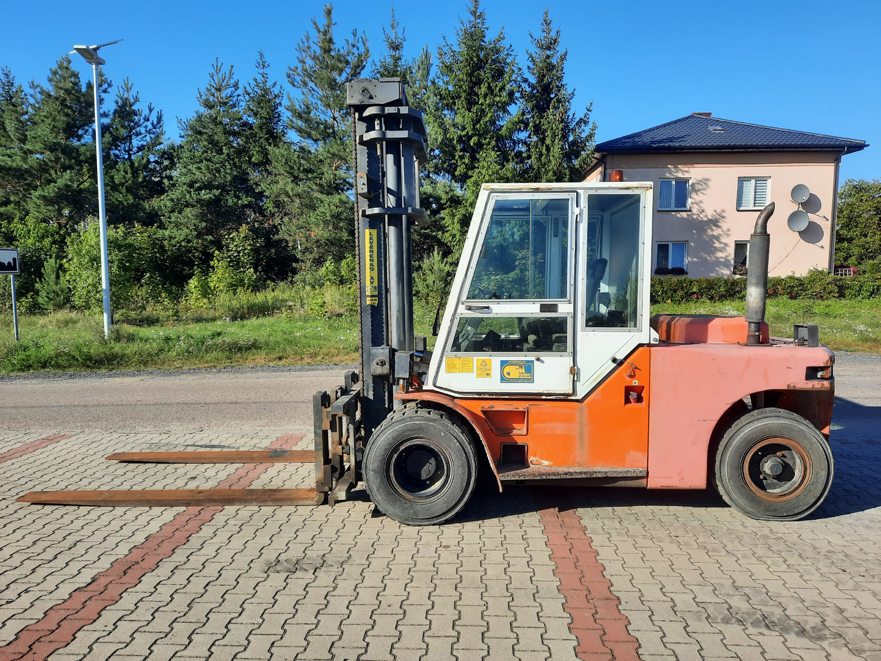 Dantruck 8009 - Dyzelinis krautuvas: foto 5 Dantruck 8009 - Dyzelinis krautuvas: foto 5