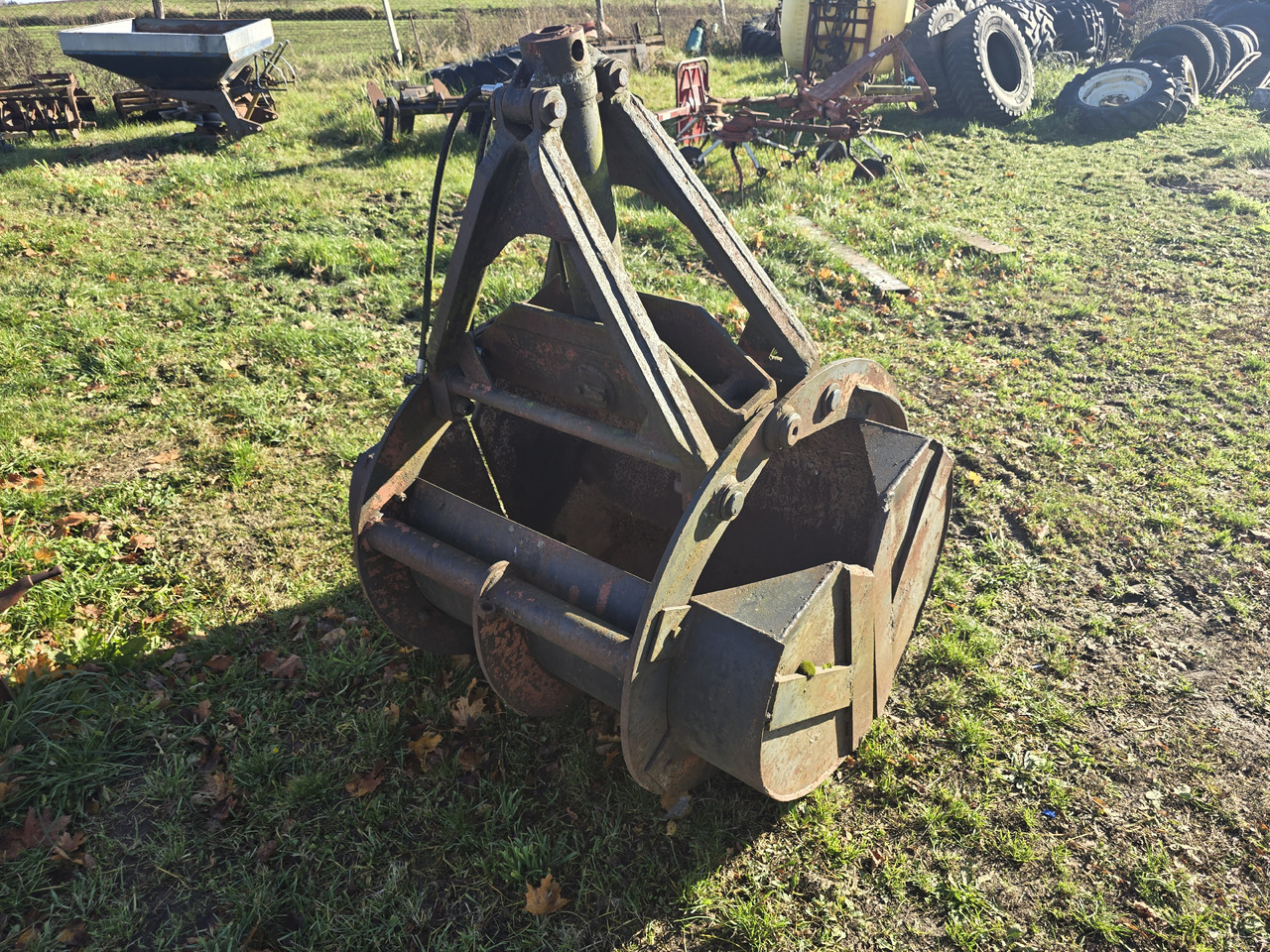 Inna 130 - Kaušas - Statybinė technika: foto 2 Inna 130 - Kaušas - Statybinė technika: foto 2