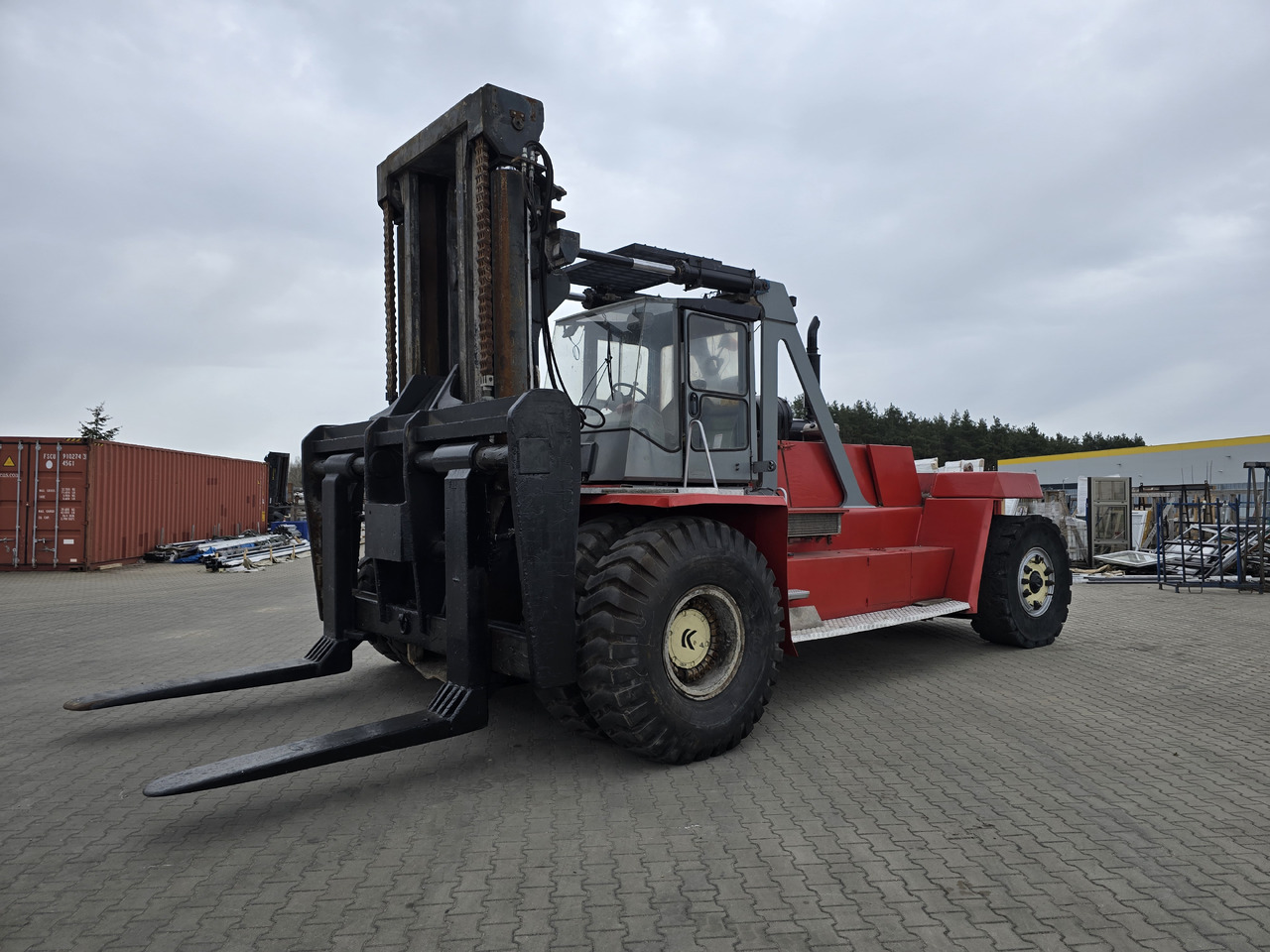 Kalmar KALMAR DCD420-12 - Konteinerių krautuvas: foto 1 Kalmar KALMAR DCD420-12 - Konteinerių krautuvas: foto 1