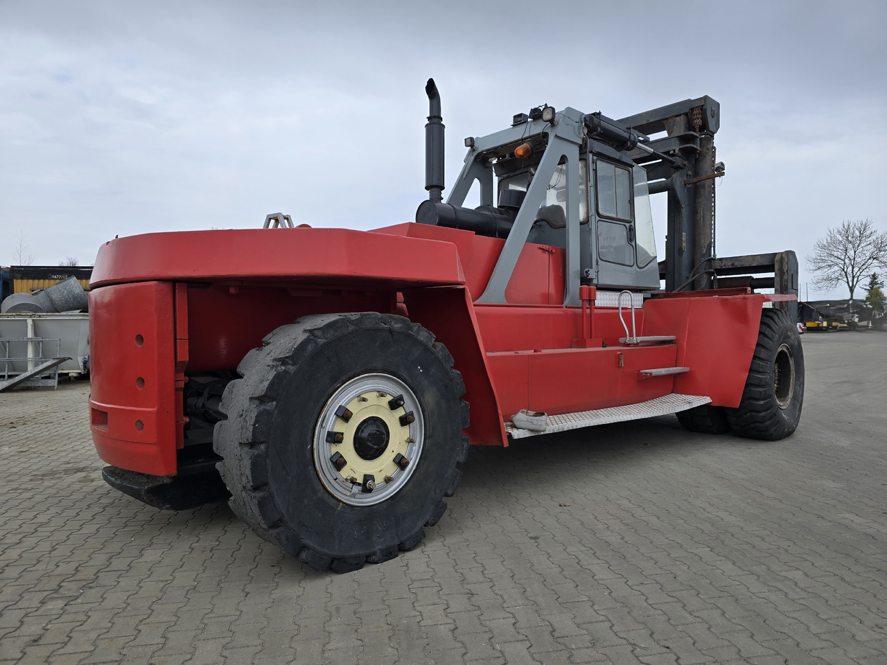 Kalmar KALMAR DCD420-12 - Konteinerių krautuvas: foto 5 Kalmar KALMAR DCD420-12 - Konteinerių krautuvas: foto 5