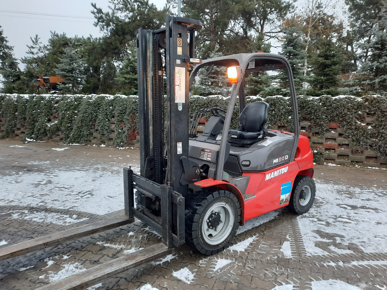 Manitou MI30D - Dyzelinis krautuvas: foto 1 Manitou MI30D - Dyzelinis krautuvas: foto 1