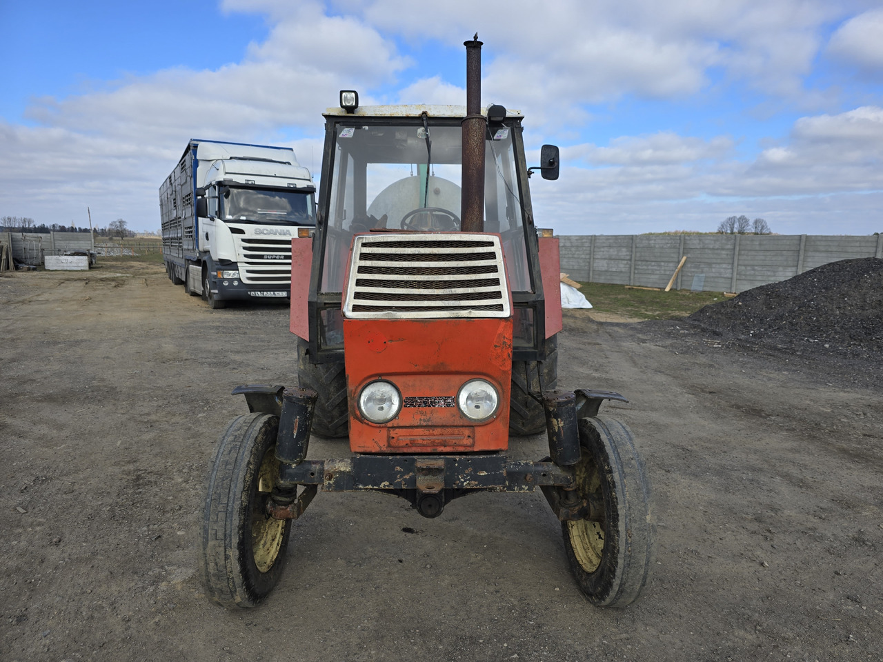 Ursus C-385 - Traktorius: foto 3 Ursus C-385 - Traktorius: foto 3