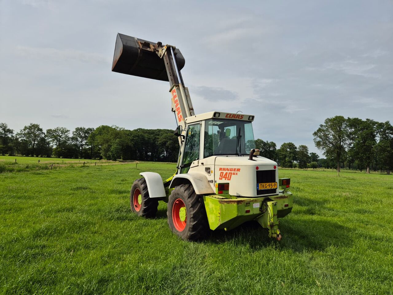 Claas Ranger 940 RX - Ratinis krautuvas: foto 5 Claas Ranger 940 RX - Ratinis krautuvas: foto 5