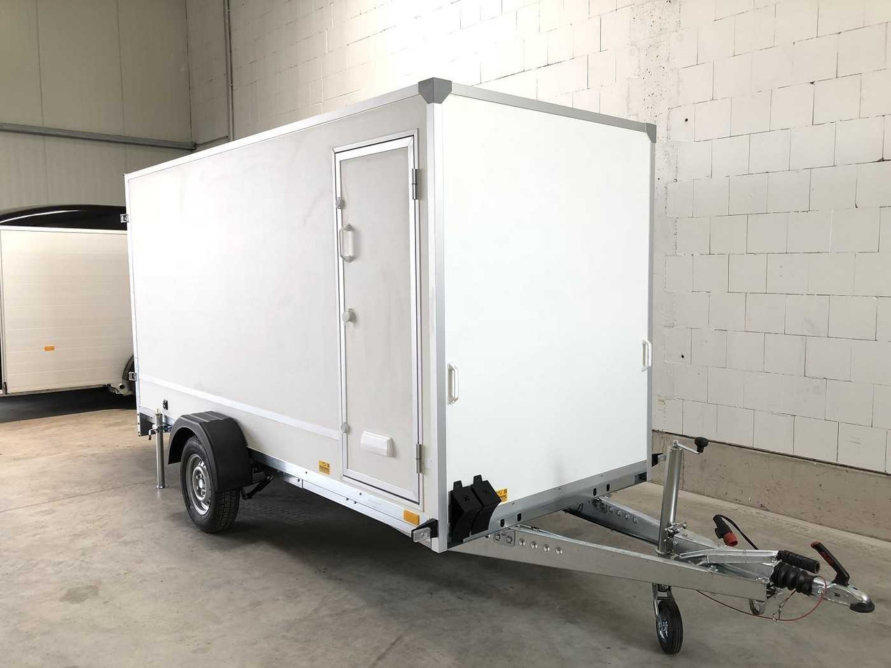 BLYSS F1336HD Seitentür Kofferanhänger - Furgonas priekaba: foto 4 BLYSS F1336HD Seitentür Kofferanhänger - Furgonas priekaba: foto 4
