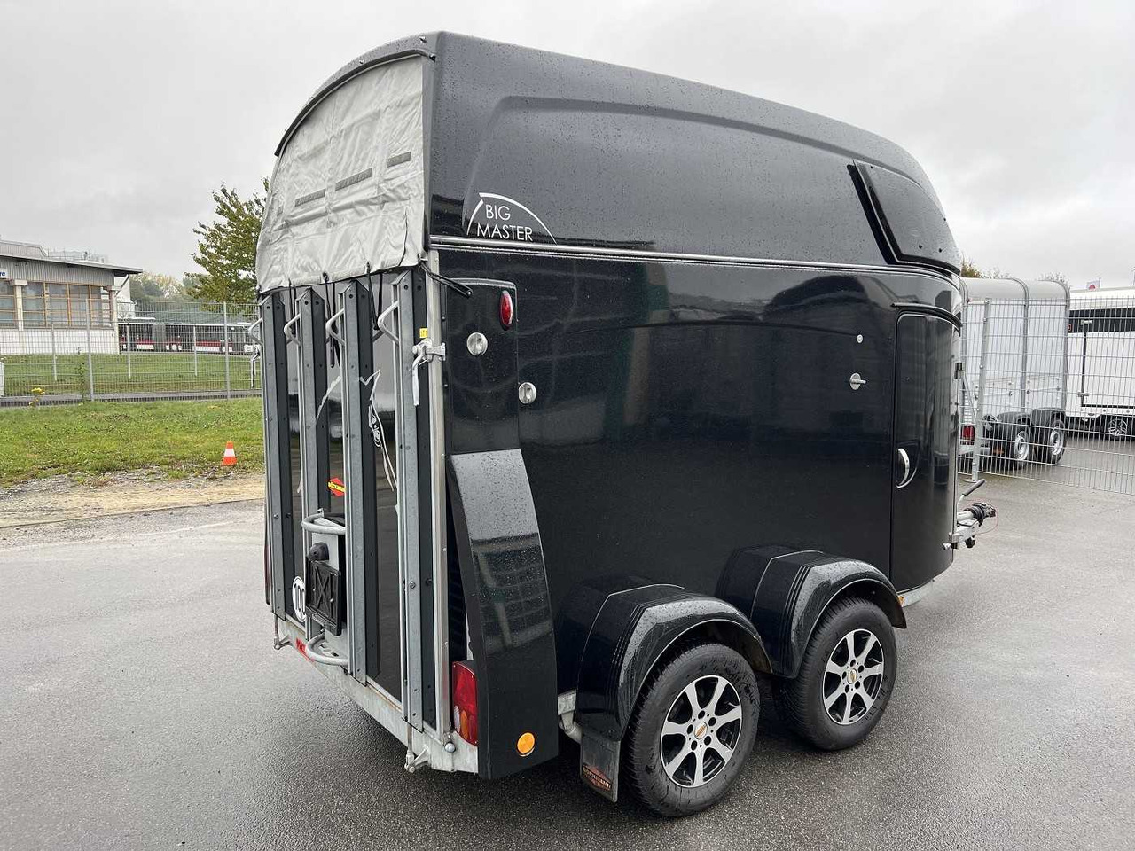 BOECKMANN Big Master WCF anthrazit Pferdeanhänger - Priekaba žirgams vežti: foto 3 BOECKMANN Big Master WCF anthrazit Pferdeanhänger - Priekaba žirgams vežti: foto 3