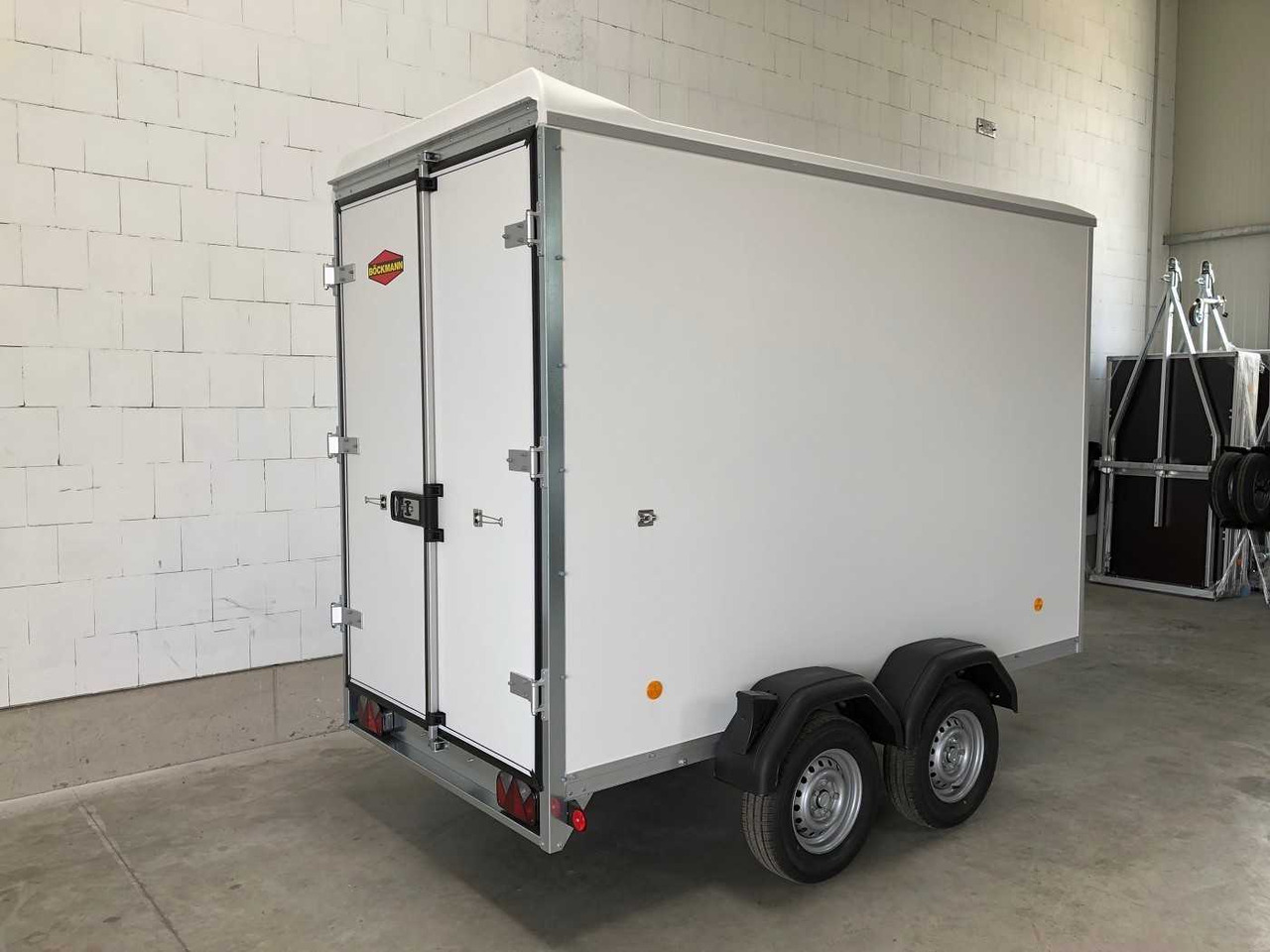 BOECKMANN KT 3015/20 H Kofferanhänger - Furgonas priekaba: foto 3 BOECKMANN KT 3015/20 H Kofferanhänger - Furgonas priekaba: foto 3