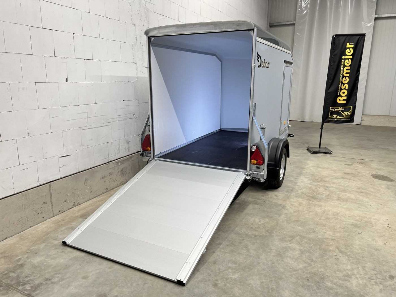 CHEVAL LIBERTE DEBON C255 Seitentür ungebremst Kofferanhänger - Furgonas priekaba: foto 4 CHEVAL LIBERTE DEBON C255 Seitentür ungebremst Kofferanhänger - Furgonas priekaba: foto 4