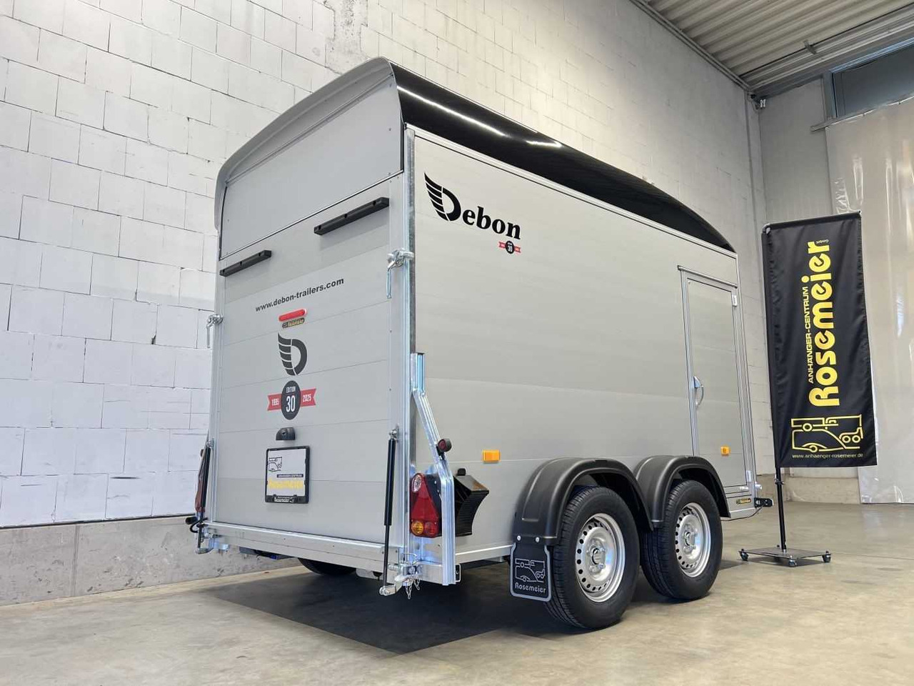 CHEVAL LIBERTE DEBON C500 Roadster Kofferanhänger - Motociklo priekaba: foto 5 CHEVAL LIBERTE DEBON C500 Roadster Kofferanhänger - Motociklo priekaba: foto 5