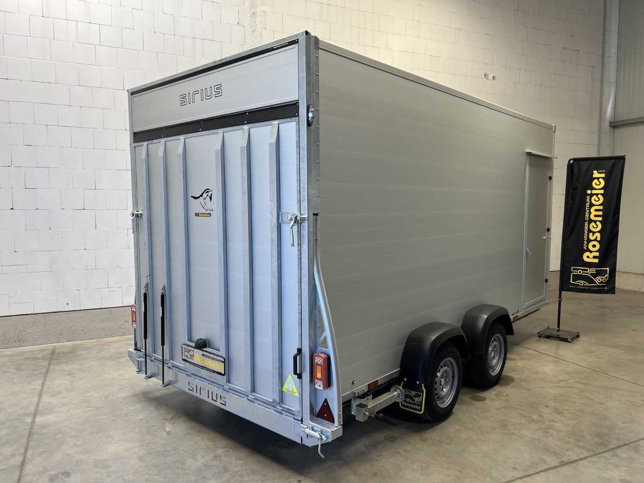 G170 Tür Kofferanhänger Sirius - Furgonas priekaba: foto 4 G170 Tür Kofferanhänger Sirius - Furgonas priekaba: foto 4
