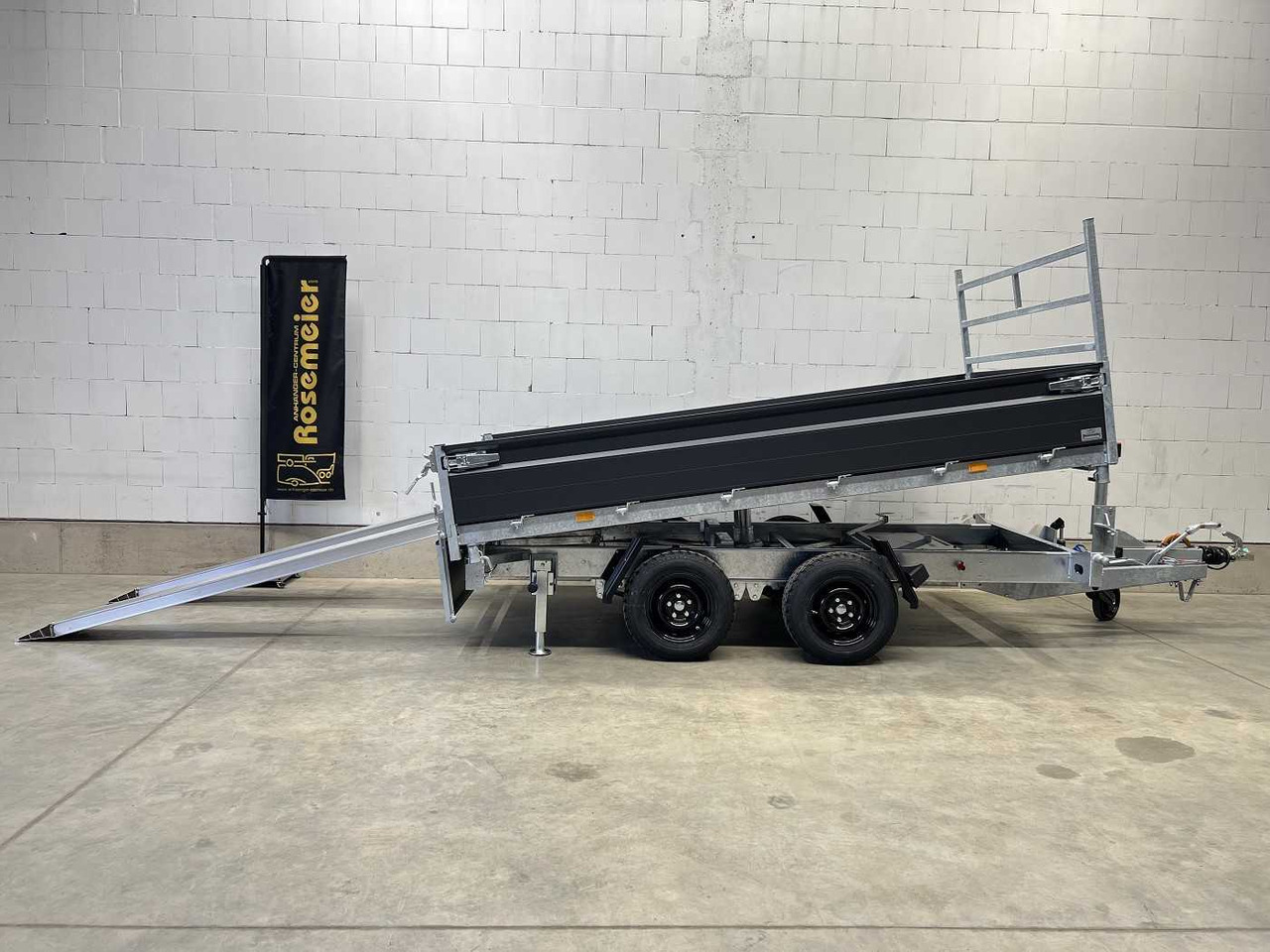 HAPERT Cobalt HM-2+ Dreiseitenkipper - Savivartis priekaba: foto 1 HAPERT Cobalt HM-2+ Dreiseitenkipper - Savivartis priekaba: foto 1