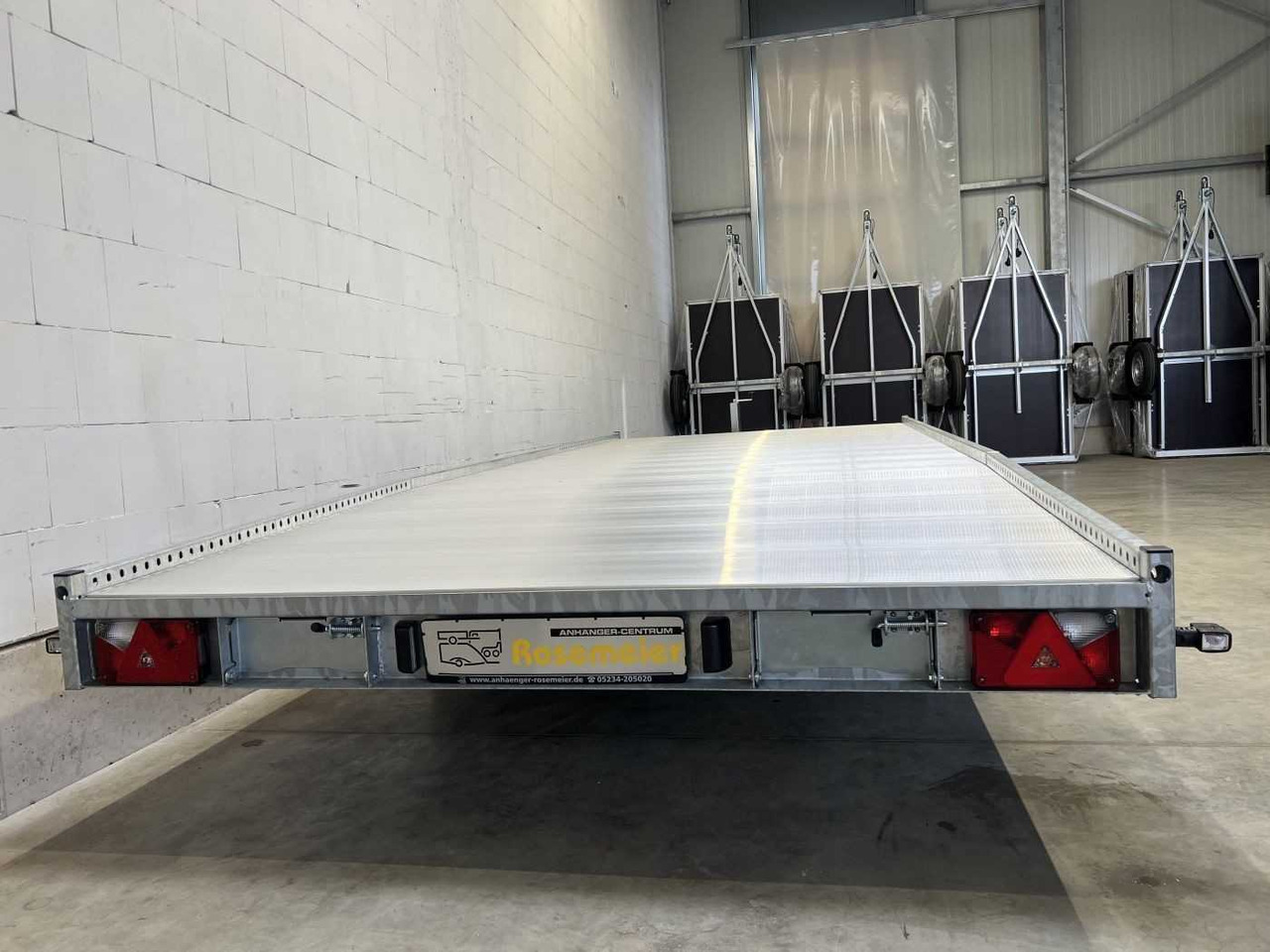 HULCO Carax-3 3500 Autotransporter - Autovežis priekaba: foto 4 HULCO Carax-3 3500 Autotransporter - Autovežis priekaba: foto 4