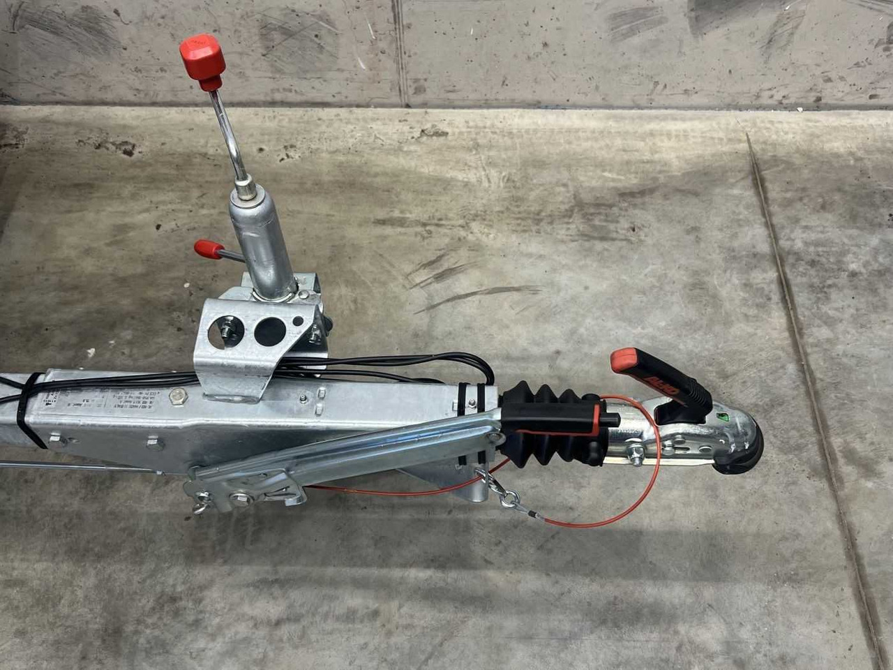 KOCH 4.13 3 BWEH Tür Deckelanhänger - Automobilinė priekaba: foto 4 KOCH 4.13 3 BWEH Tür Deckelanhänger - Automobilinė priekaba: foto 4