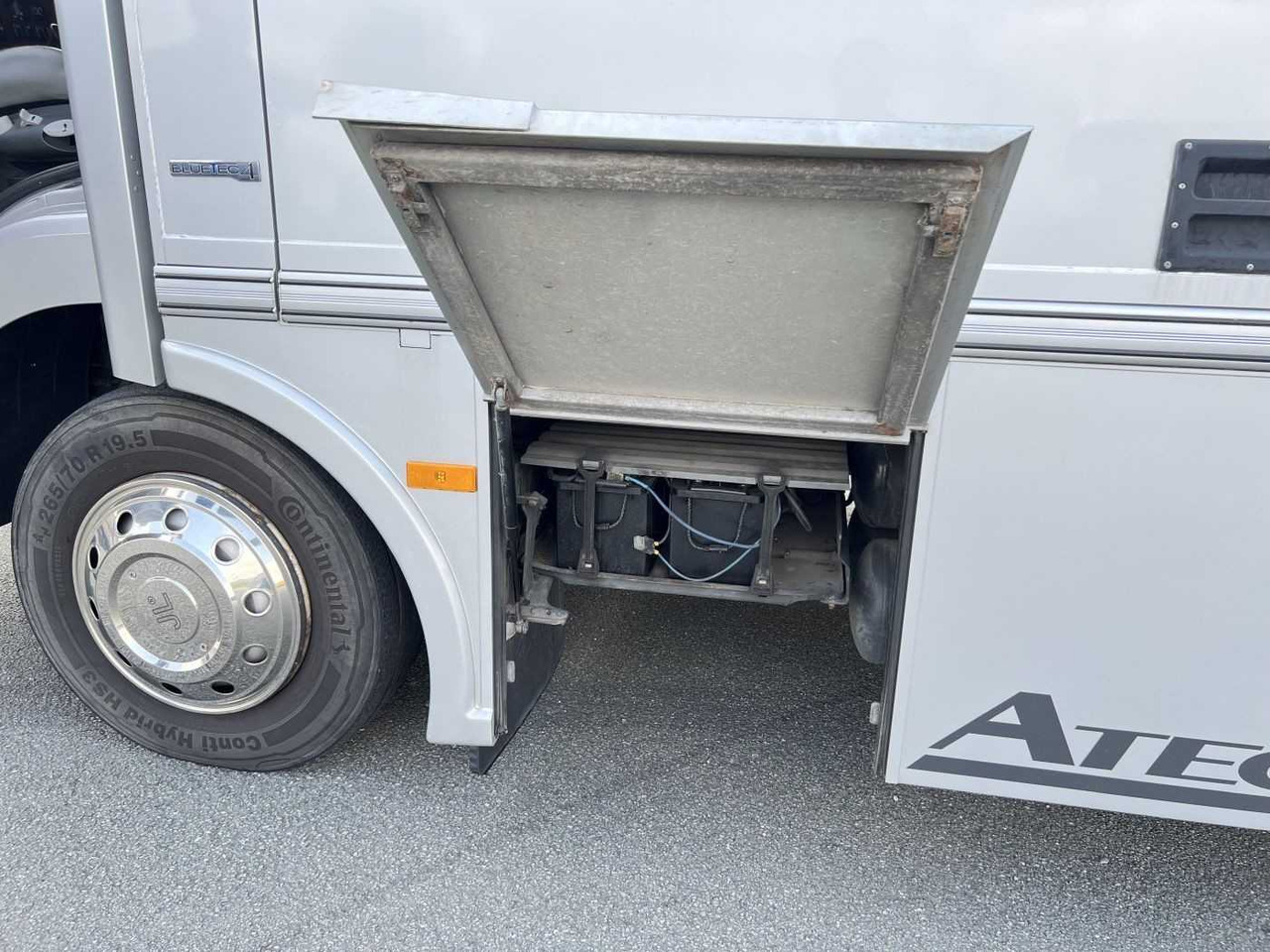 Sunkvežimis žirgams vežti MERCEDES-BENZ Atego 1229 + Anhänger LKW: foto 18