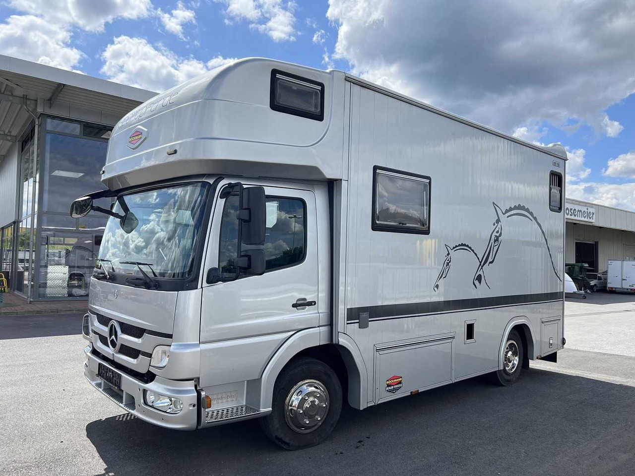 MERCEDES-BENZ Atego 918L LKW - Sunkvežimis žirgams vežti: foto 4 MERCEDES-BENZ Atego 918L LKW - Sunkvežimis žirgams vežti: foto 4