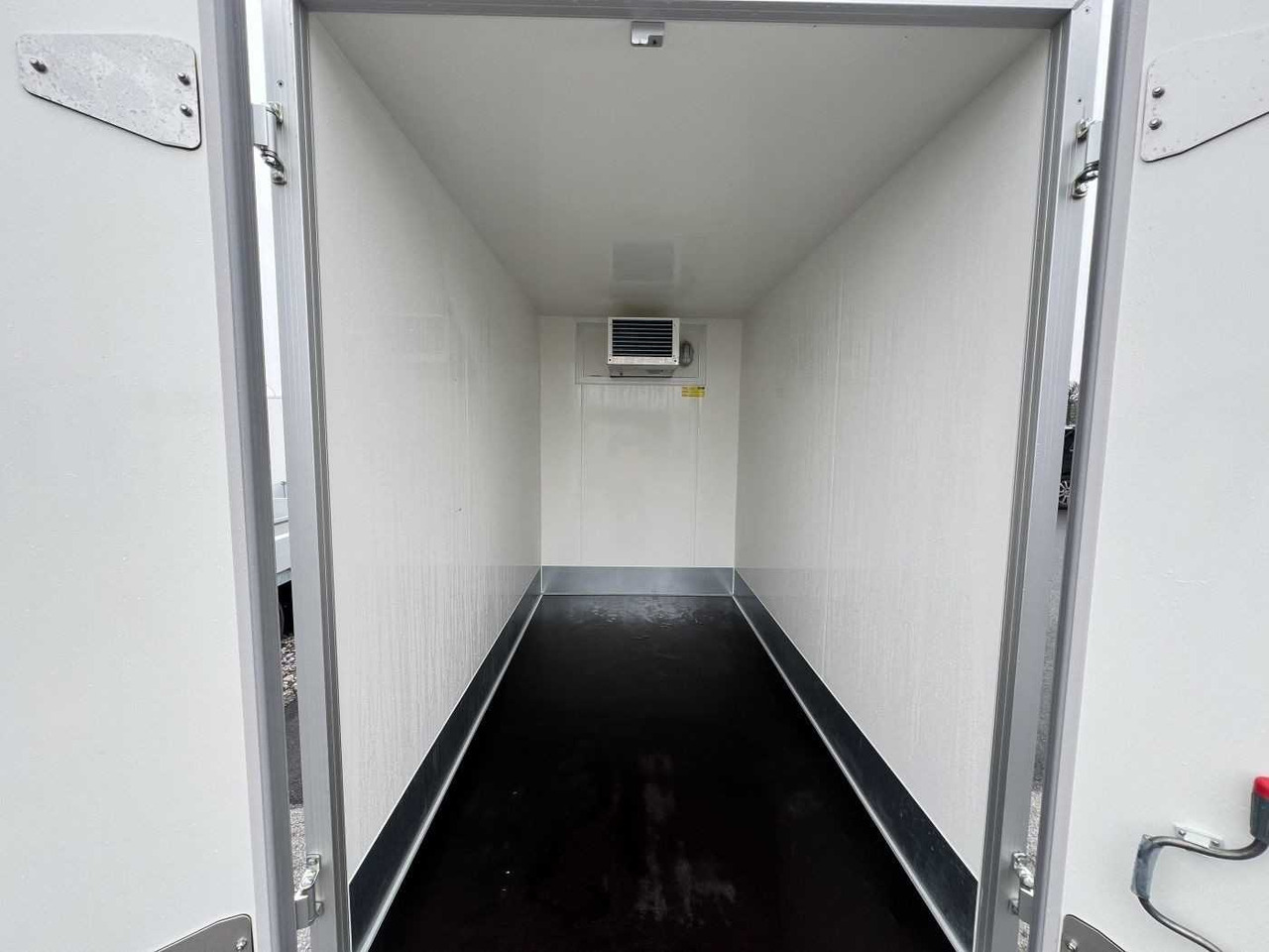 UNSINN UKT 6C 2513-13-14 Kühlanhänger - Refrižeratorius priekaba: foto 3 UNSINN UKT 6C 2513-13-14 Kühlanhänger - Refrižeratorius priekaba: foto 3
