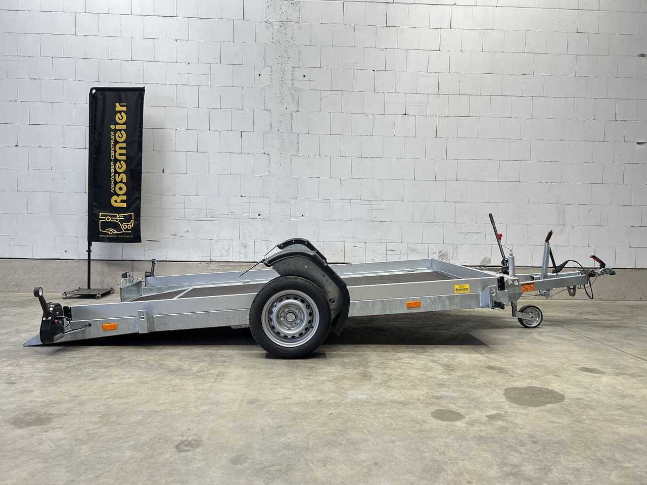 VEZEKO Husky Smart FB 18.30 Absenker - Motociklo priekaba: foto 2 VEZEKO Husky Smart FB 18.30 Absenker - Motociklo priekaba: foto 2