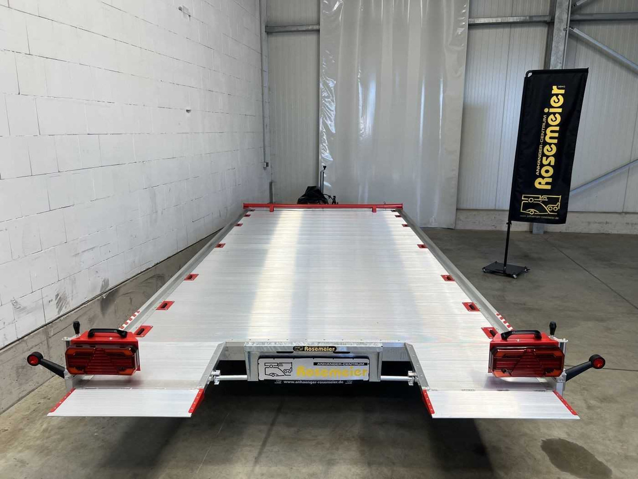 VEZEKO Imola 30.43 E-Seilwinde Autotransporter - Autovežis priekaba: foto 3 VEZEKO Imola 30.43 E-Seilwinde Autotransporter - Autovežis priekaba: foto 3