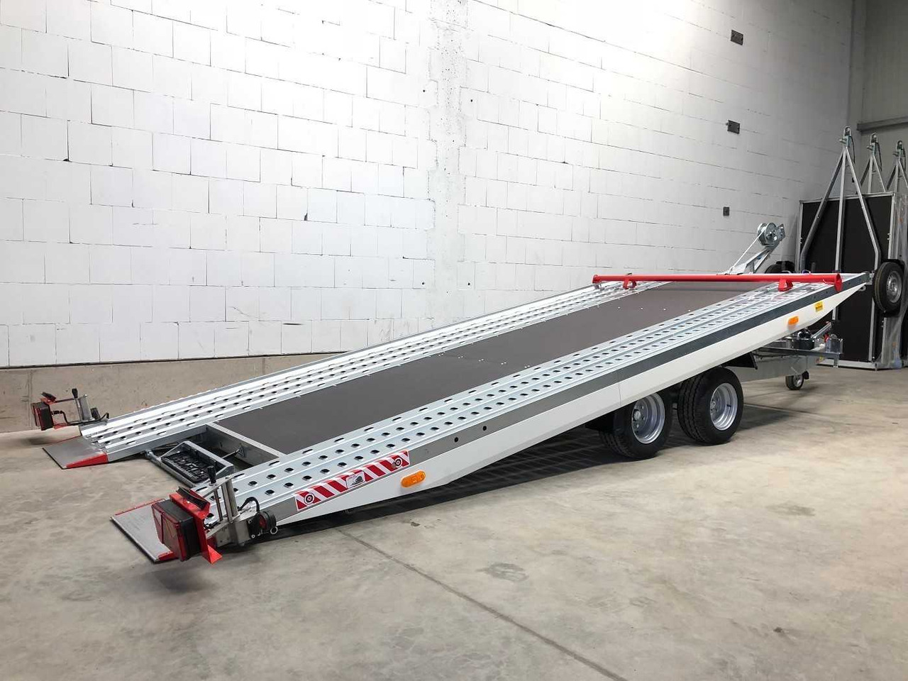 VEZEKO Imola S 27.43 H Autotransporter - Autovežis priekaba: foto 1 VEZEKO Imola S 27.43 H Autotransporter - Autovežis priekaba: foto 1