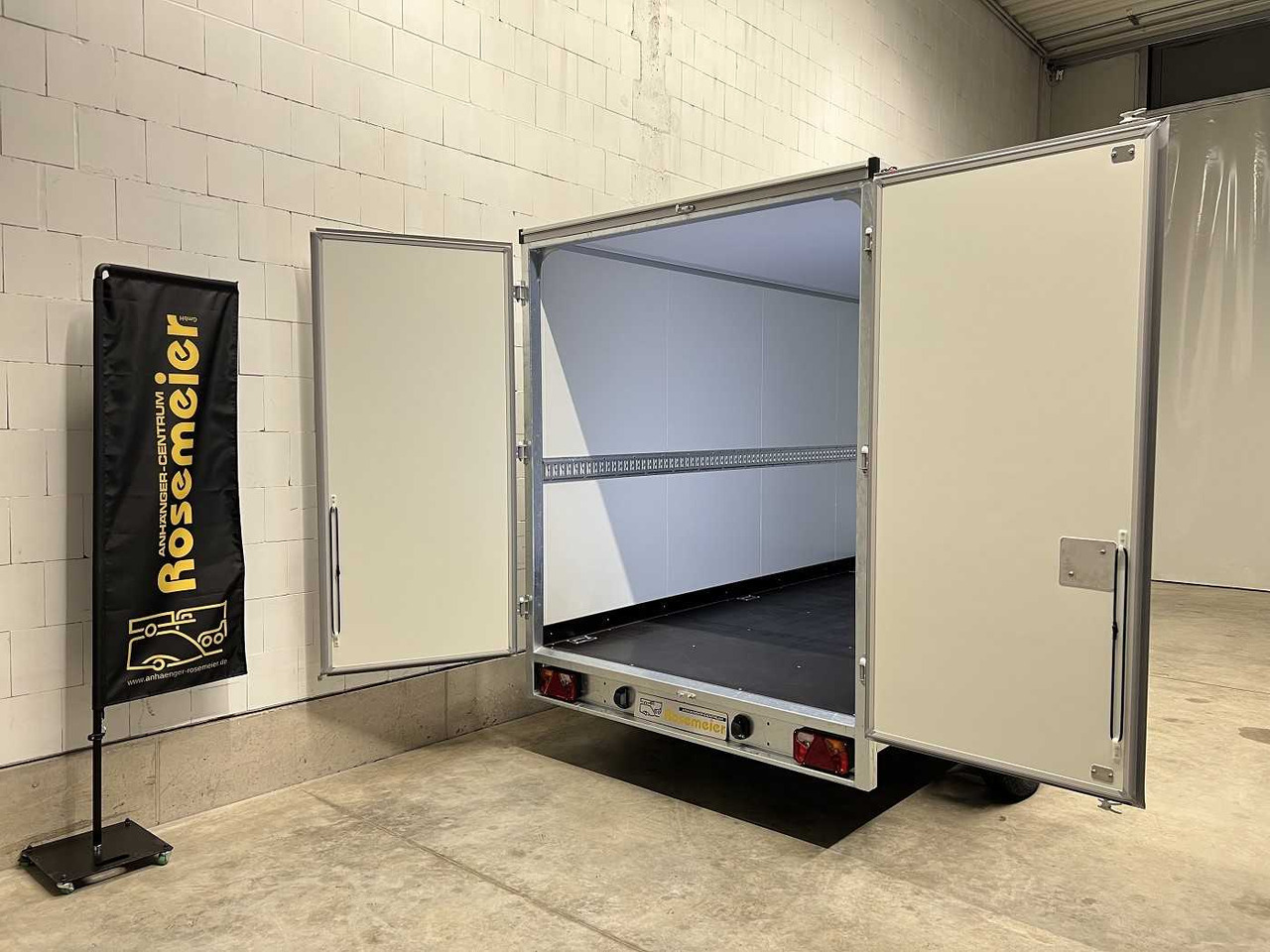 VEZEKO TK C 27.35 Kofferanhänger - Furgonas priekaba: foto 5 VEZEKO TK C 27.35 Kofferanhänger - Furgonas priekaba: foto 5