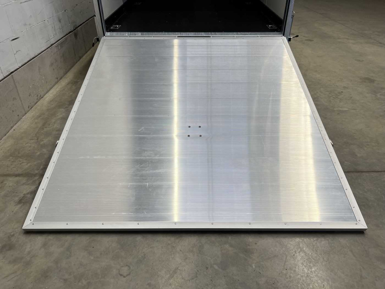 VEZEKO TK C 27.35 Motorradedition Kofferanhänger - Motociklo priekaba: foto 3 VEZEKO TK C 27.35 Motorradedition Kofferanhänger - Motociklo priekaba: foto 3