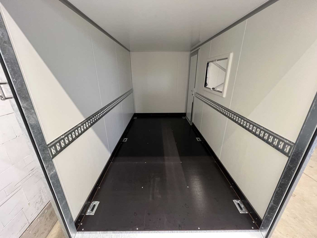 VEZEKO TK C 27.35 Motorradedition Kofferanhänger - Motociklo priekaba: foto 4 VEZEKO TK C 27.35 Motorradedition Kofferanhänger - Motociklo priekaba: foto 4