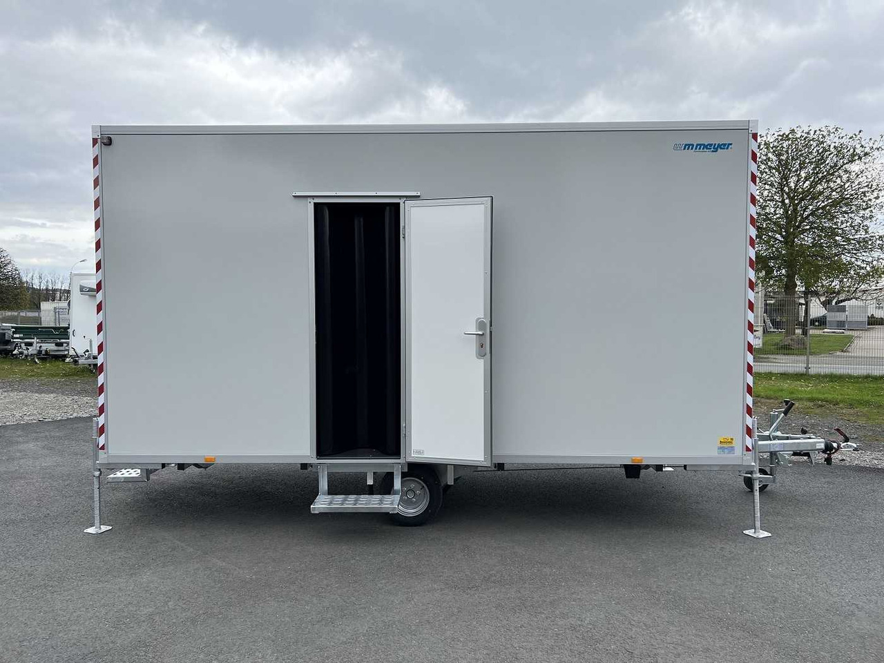 WM MEYER BW 1545/206 Speed WC Mannschaftswagen - Buitinis konteineris, Priekaba: foto 1 WM MEYER BW 1545/206 Speed WC Mannschaftswagen - Buitinis konteineris, Priekaba: foto 1