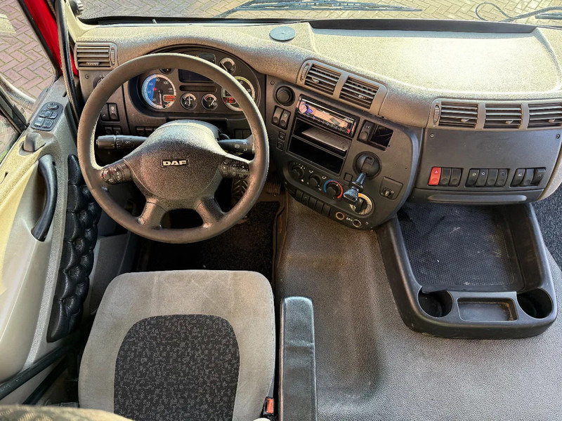 DAF CF 75 CF75-250 4X2 SPACECAB/RENOVA/STEEL/AIR/AIRCO/HOLLAND TRUCK - Konteineris-vežimus/ Sukeisti kūną sunkvežimis: foto 3 DAF CF 75 CF75-250 4X2 SPACECAB/RENOVA/STEEL/AIR/AIRCO/HOLLAND TRUCK - Konteineris-vežimus/ Sukeisti kūną sunkvežimis: foto 3