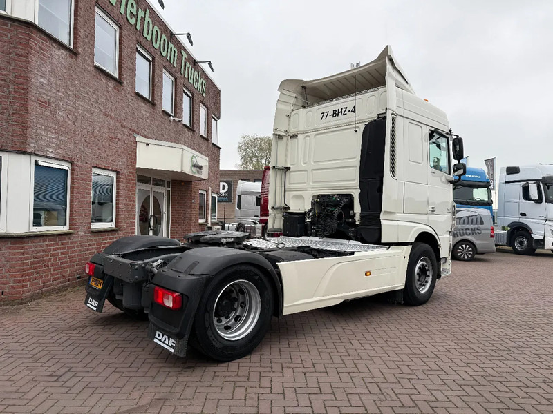 DAF XF 440 FT SPACECAB 4X2 EURO6 HOLLAND TRUCK TOPCONDITION!!! - Vilkikas: foto 4 DAF XF 440 FT SPACECAB 4X2 EURO6 HOLLAND TRUCK TOPCONDITION!!! - Vilkikas: foto 4