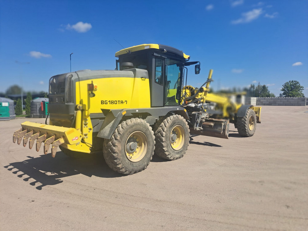HBM-NOBAS BG180TA-7 - Greideris: foto 5 HBM-NOBAS BG180TA-7 - Greideris: foto 5