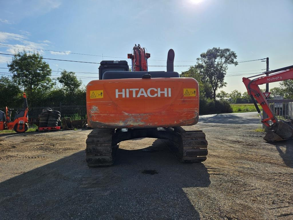 HITACHI ZX 210 LC - Vikšrinis ekskavatorius: foto 4 HITACHI ZX 210 LC - Vikšrinis ekskavatorius: foto 4