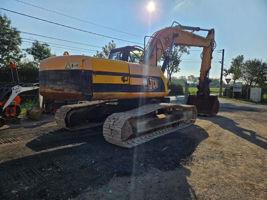 JCB JS 240 NC - Vikšrinis ekskavatorius: foto 3 JCB JS 240 NC - Vikšrinis ekskavatorius: foto 3