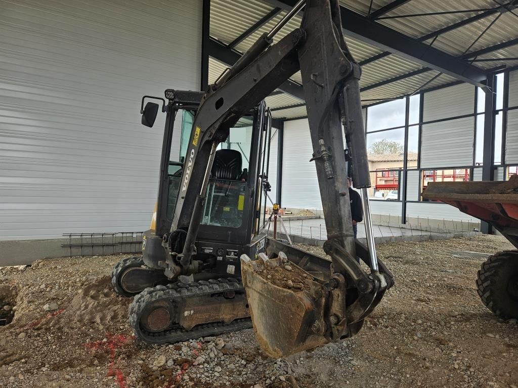 VOLVO ECR 25 D - Mini ekskavatorius: foto 3 VOLVO ECR 25 D - Mini ekskavatorius: foto 3