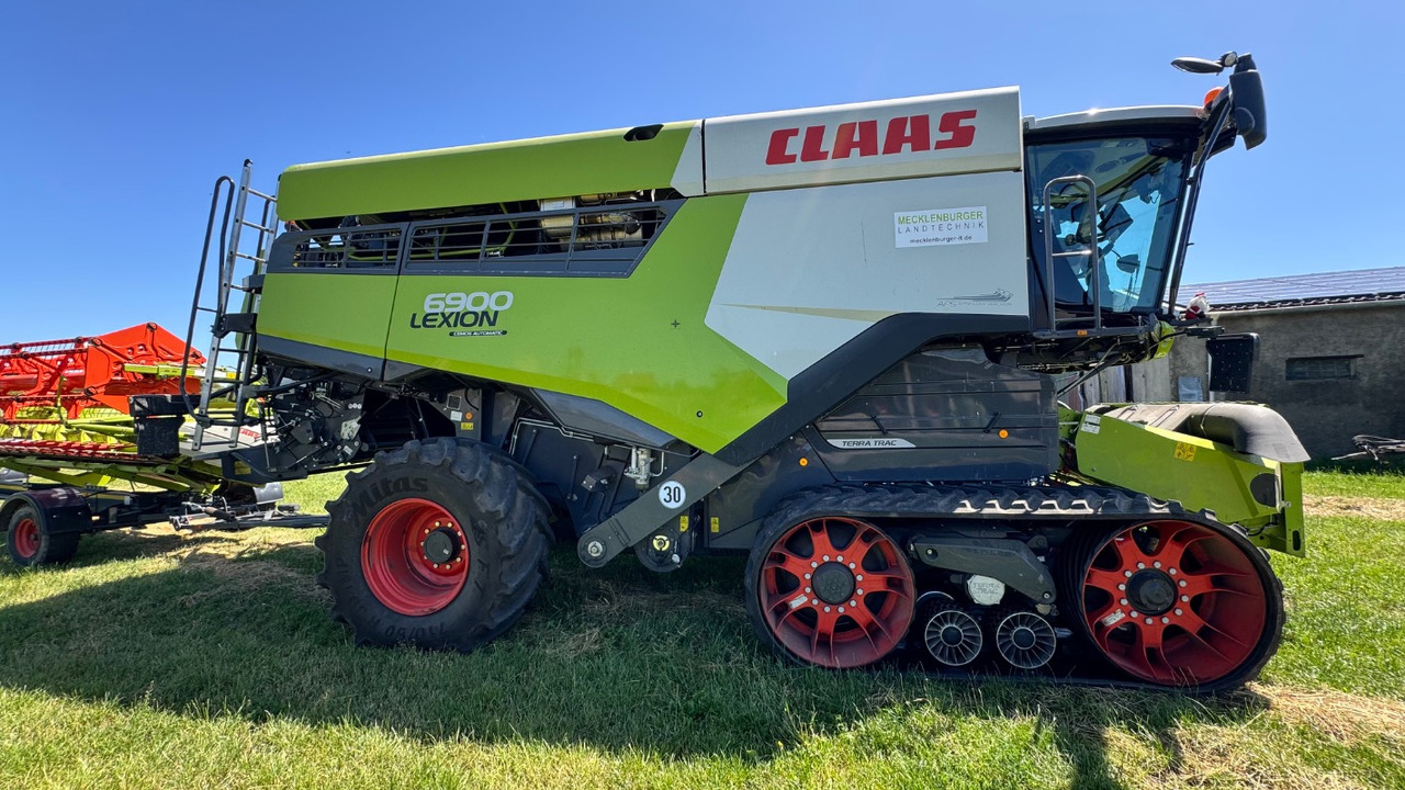 CLAAS Lexion 6900 TerraTrac 890 full Options - Derliaus nuėmimo kombainas: foto 5 CLAAS Lexion 6900 TerraTrac 890 full Options - Derliaus nuėmimo kombainas: foto 5