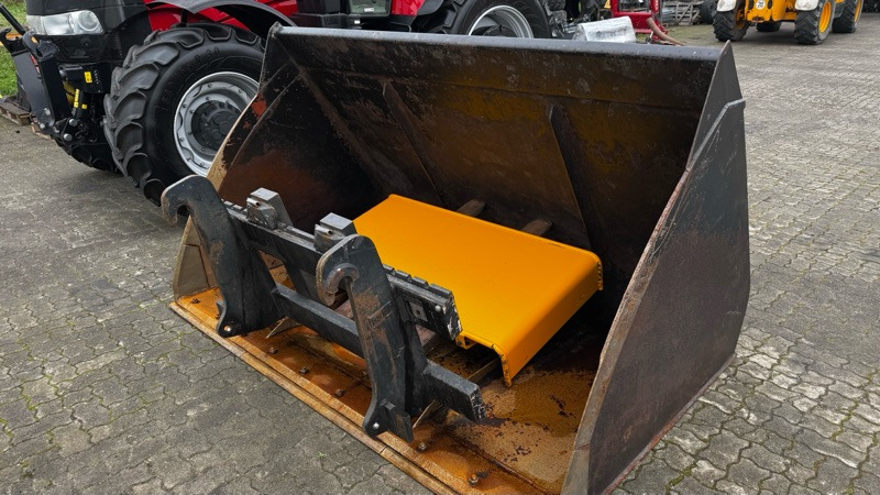 JCB 560-80 AgriXtra DualTech Vollausstattung top - Krautuvas: foto 2 JCB 560-80 AgriXtra DualTech Vollausstattung top - Krautuvas: foto 2