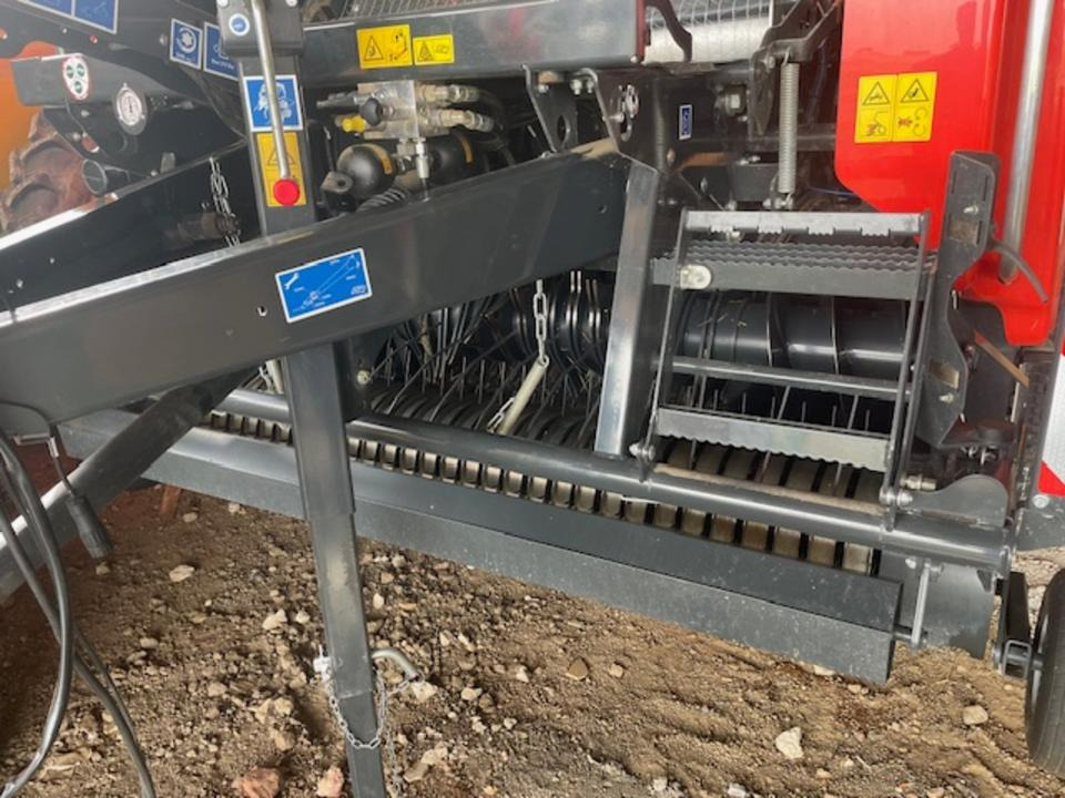 Rundballenpresse Kuhn FB 3125 OC 14 - Ruloninis presas: foto 4 Rundballenpresse Kuhn FB 3125 OC 14 - Ruloninis presas: foto 4