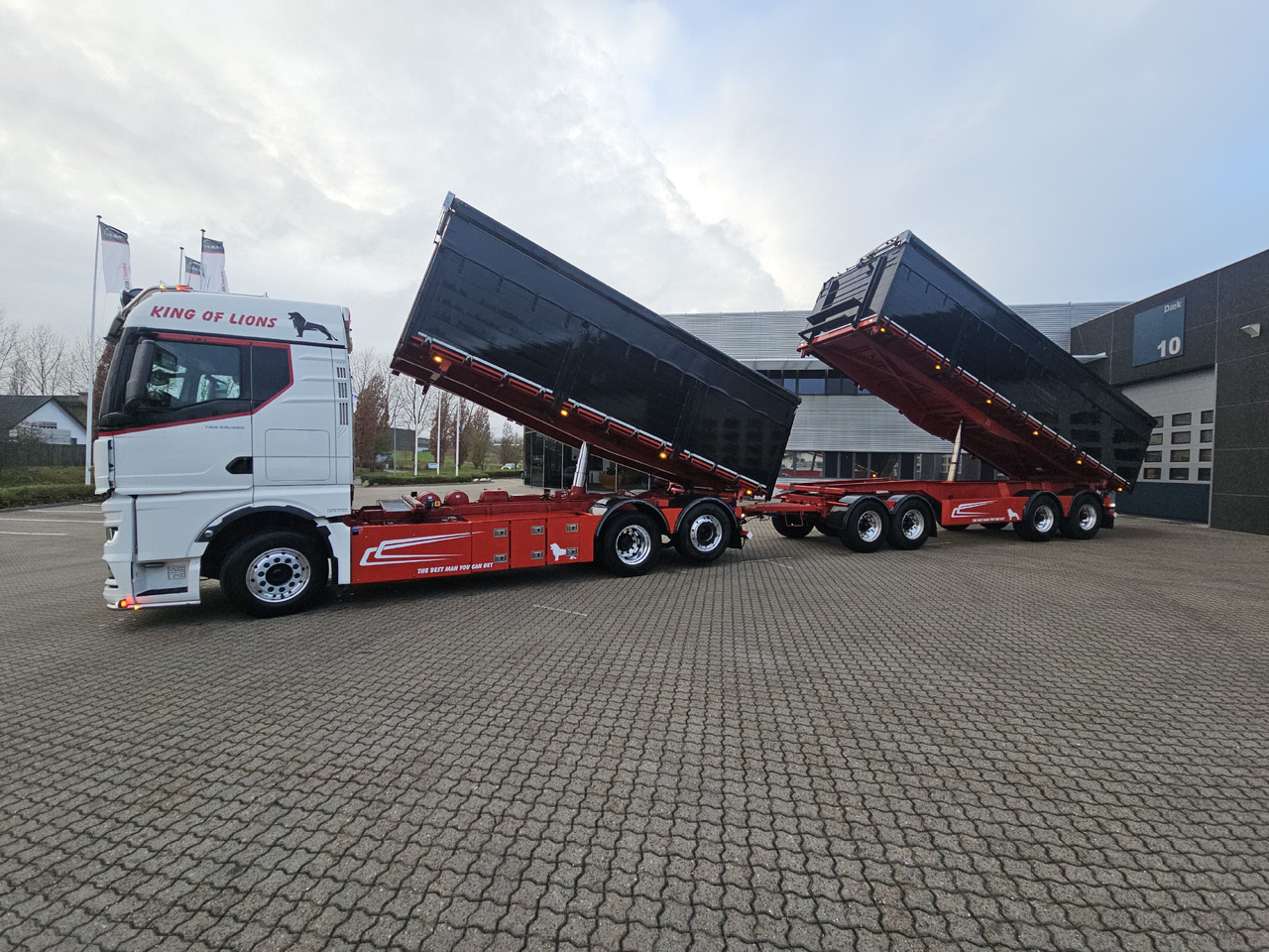 MAN TGX 26.580 6X2-4 Hængertræk - Savivartis sunkvežimis: foto 2 MAN TGX 26.580 6X2-4 Hængertræk - Savivartis sunkvežimis: foto 2