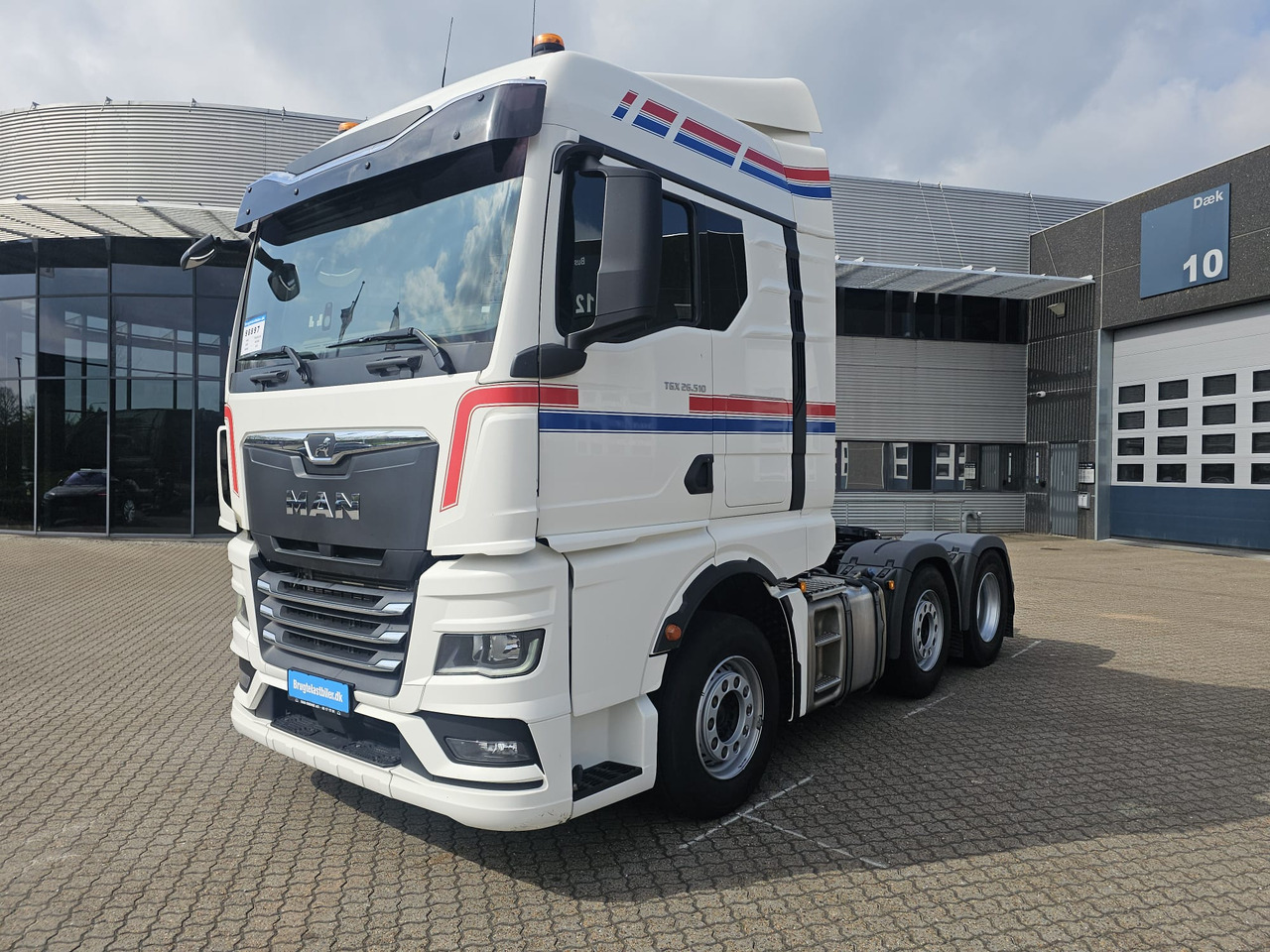 MAN TGX 26.510 hydraulik - Vilkikas: foto 1 MAN TGX 26.510 hydraulik - Vilkikas: foto 1