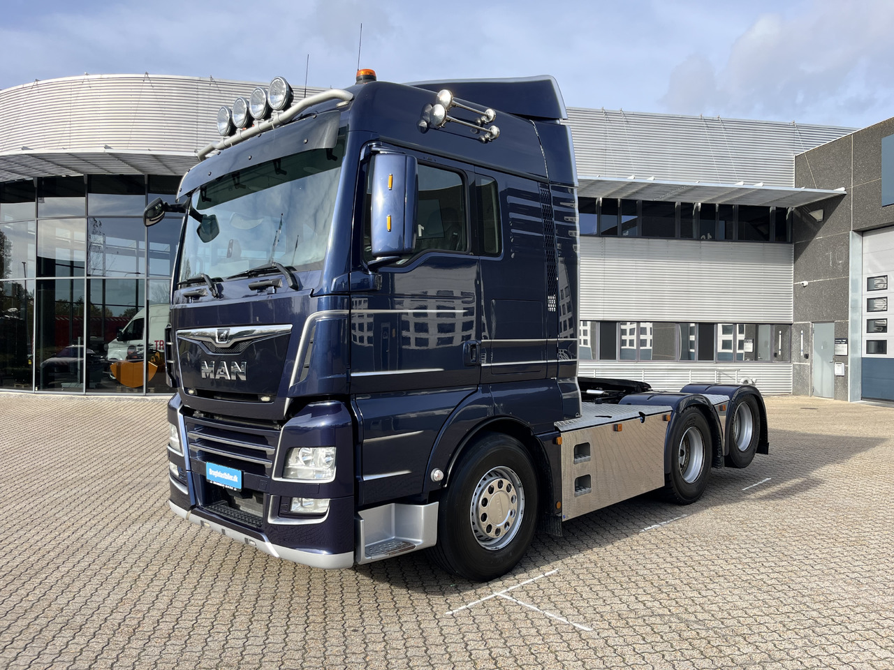MAN TGX 28.510 6x2 Hydraulik - Vilkikas: foto 1 MAN TGX 28.510 6x2 Hydraulik - Vilkikas: foto 1