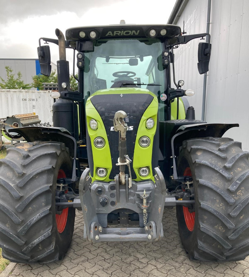 CLAAS Arion 630 CMATIC - Traktorius: foto 5 CLAAS Arion 630 CMATIC - Traktorius: foto 5