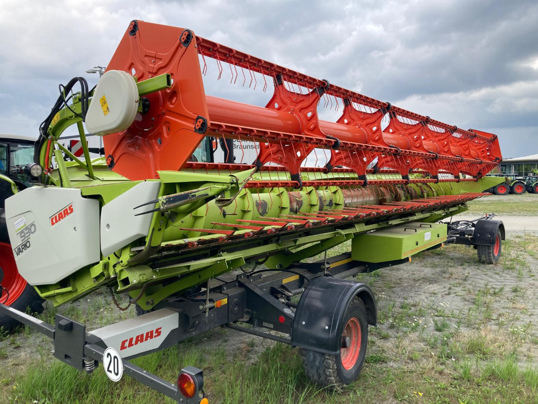 CLAAS Trion 750 - Derliaus nuėmimo kombainas: foto 2 CLAAS Trion 750 - Derliaus nuėmimo kombainas: foto 2