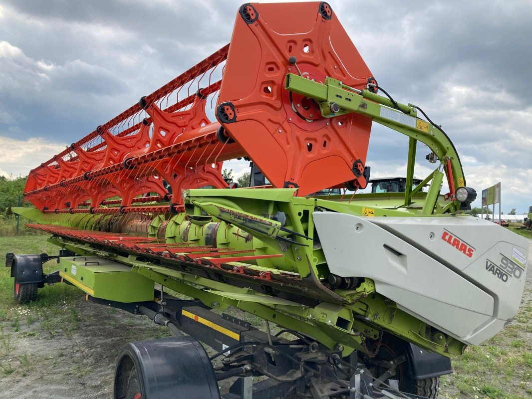 CLAAS Trion 750 - Derliaus nuėmimo kombainas: foto 3 CLAAS Trion 750 - Derliaus nuėmimo kombainas: foto 3