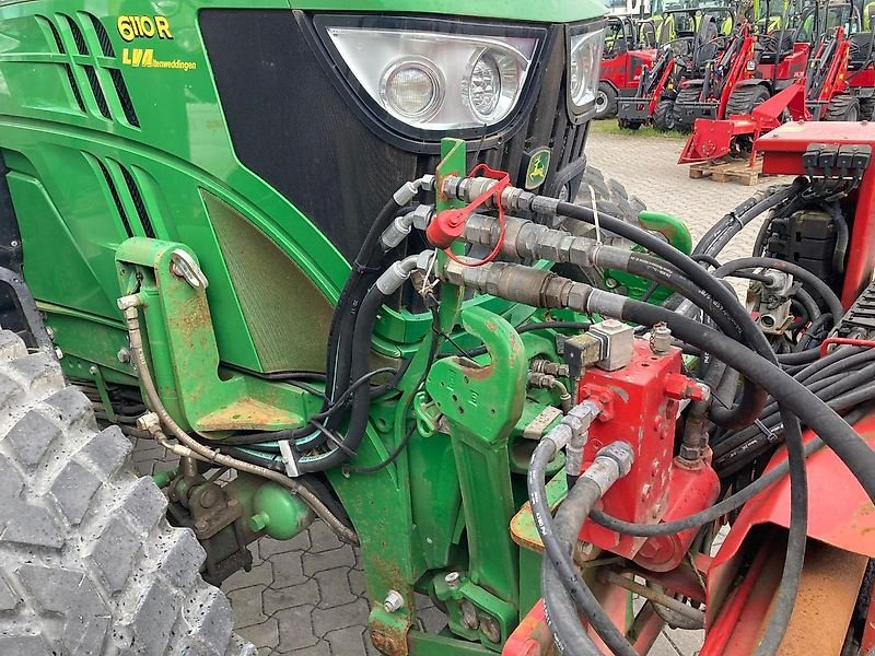 Traktorius John Deere 6110R Kommunal: foto 6