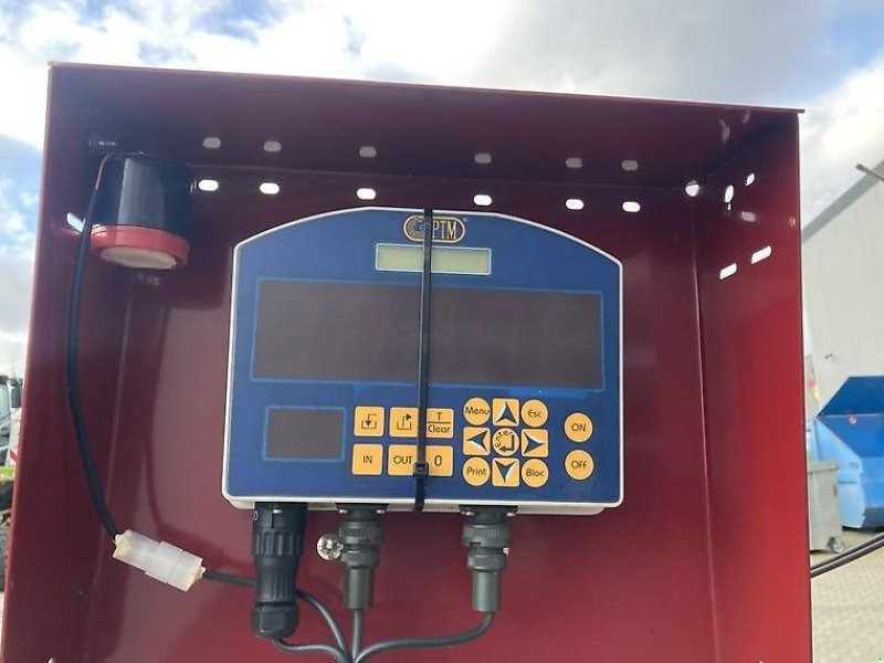 Strautmann Verti-Mix 951 - Pašarų maišytuvas: foto 4 Strautmann Verti-Mix 951 - Pašarų maišytuvas: foto 4